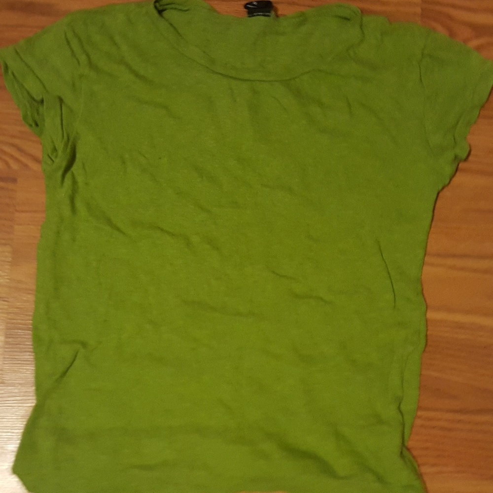 Green GAP shirt